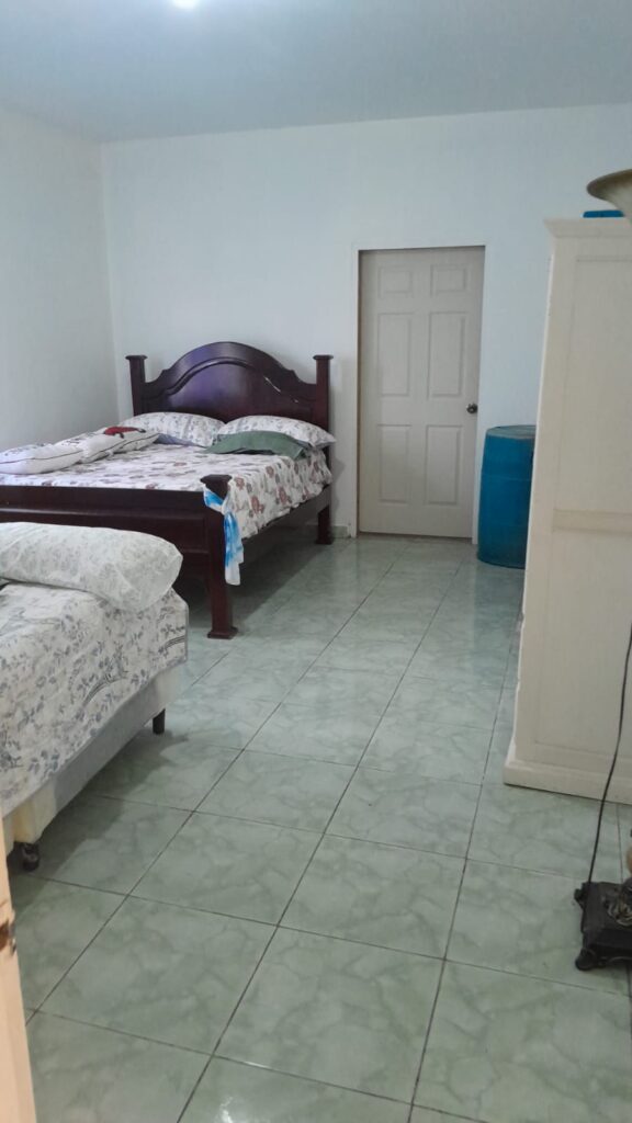 vista avitacion principal de casa en venta en medina olanchito